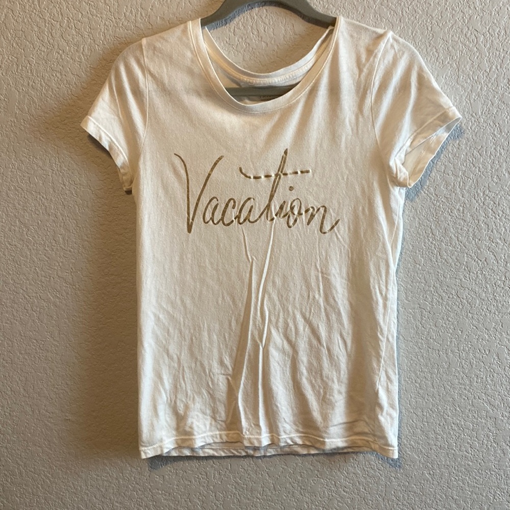 Gap Shirt size medium